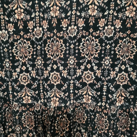 Boho Style Dress - Picture 6 of 12